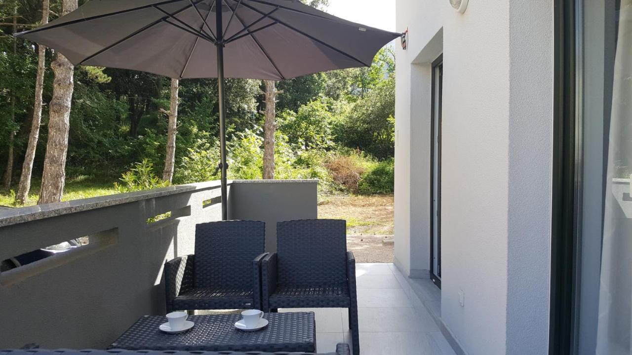Apartments Artemis Baska  Exterior photo
