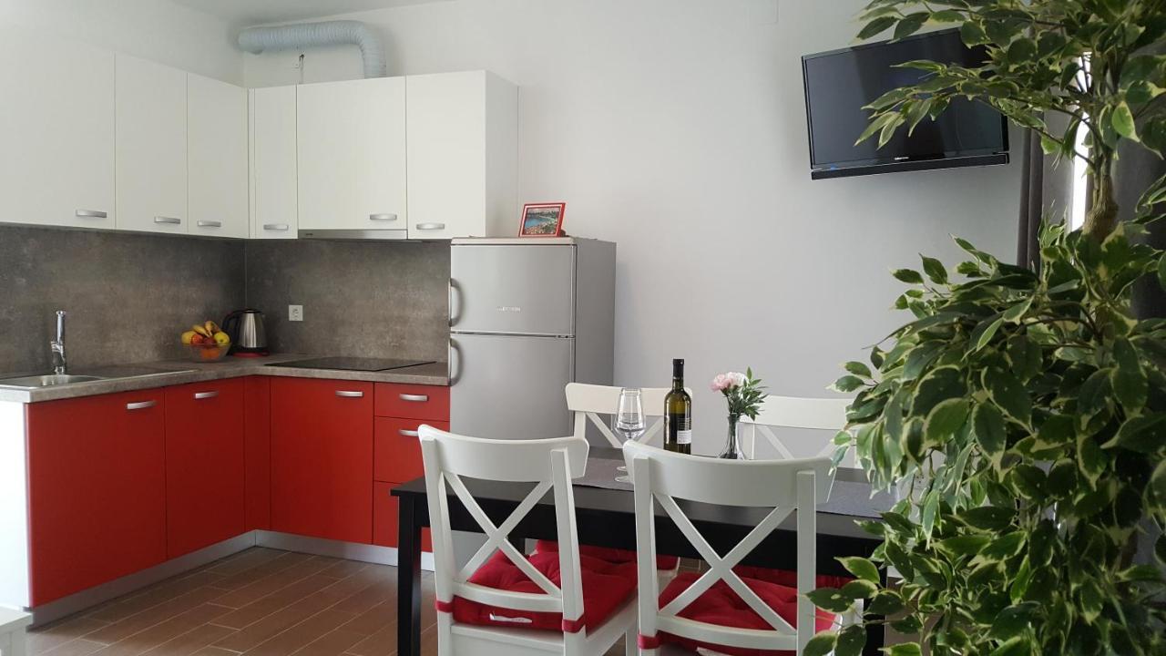 Apartments Artemis Baska  Exterior photo