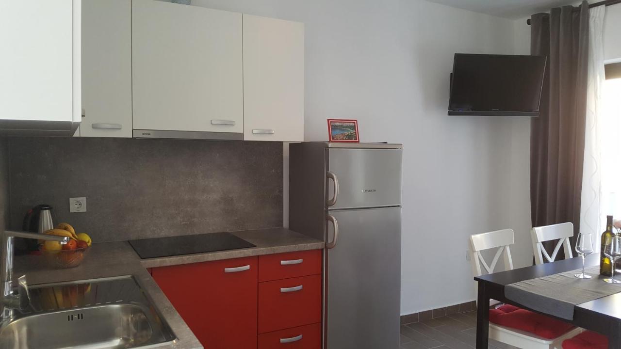 Apartments Artemis Baska  Exterior photo